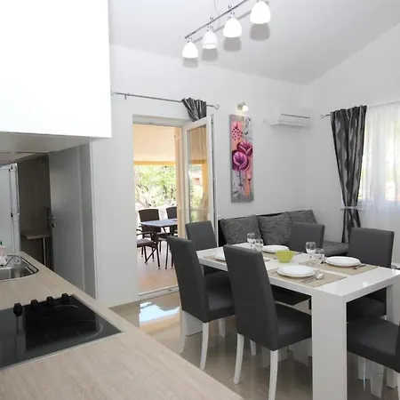 Gorica By Interhome Apartman